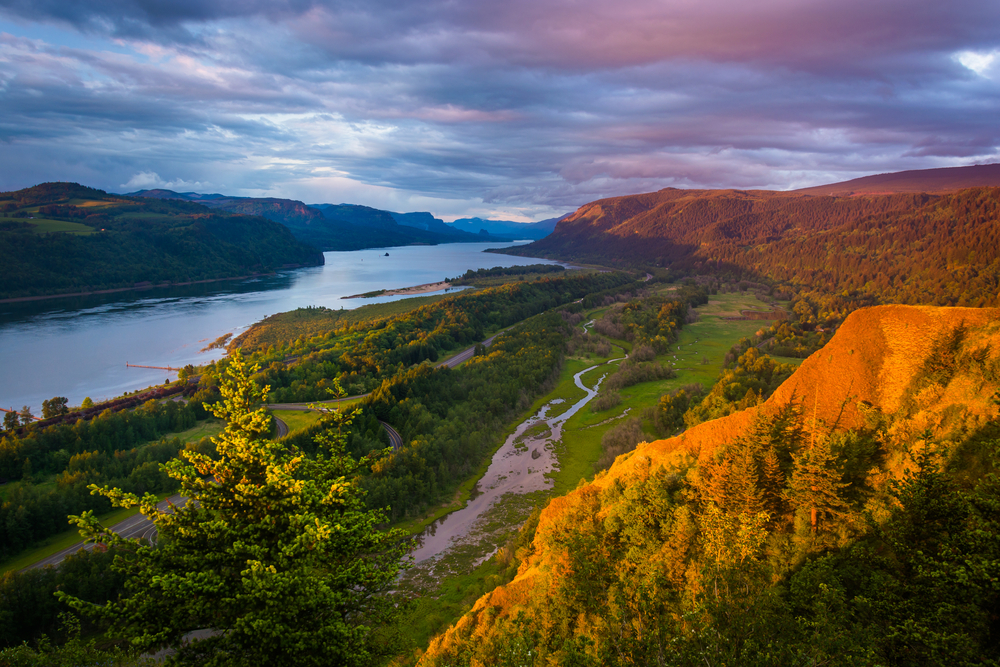 Evening view from the Vista House, Columbia River Gorge, Oregon.